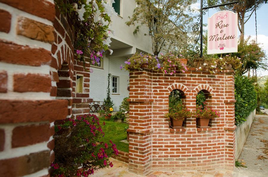 Rose E Merletti Casa de hóspedes Sasso Feltrio Exterior foto
