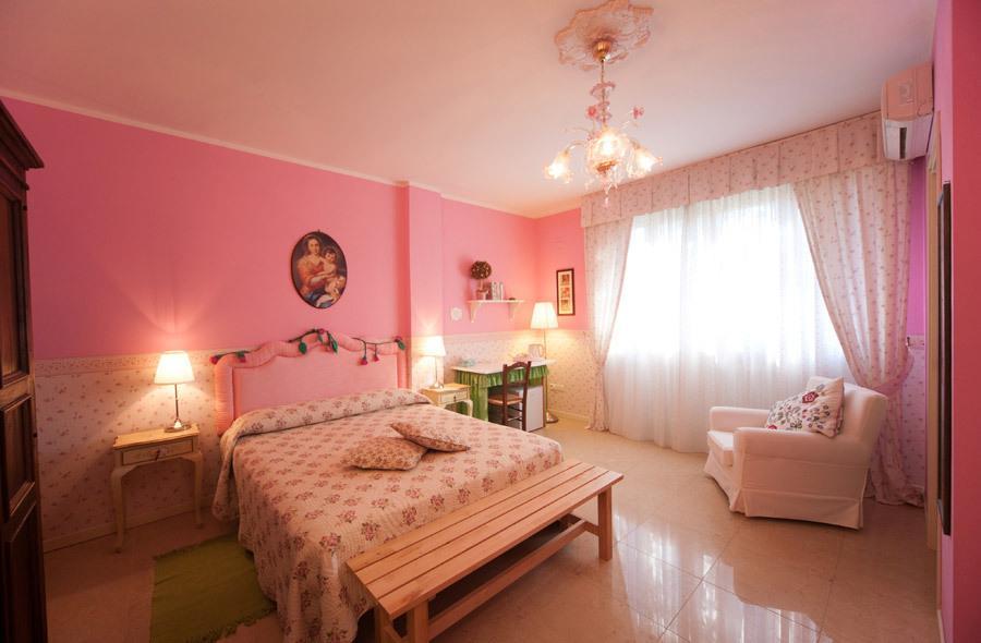 Rose E Merletti Casa de hóspedes Sasso Feltrio Quarto foto